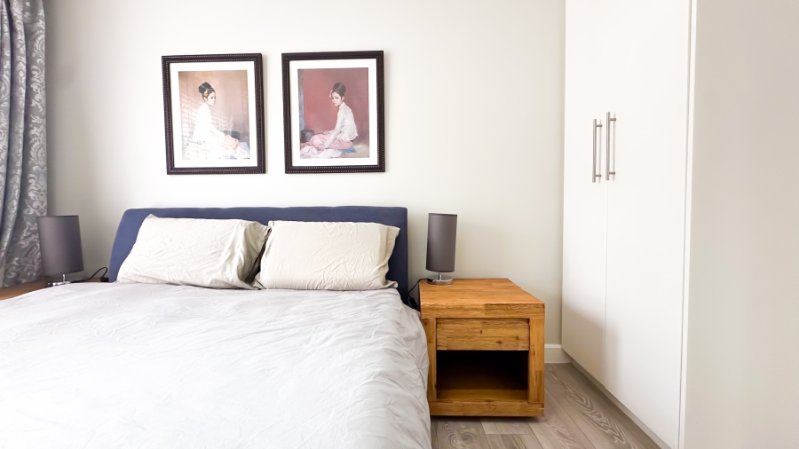 To Let 1 Bedroom Property for Rent in Sea Point Western Cape